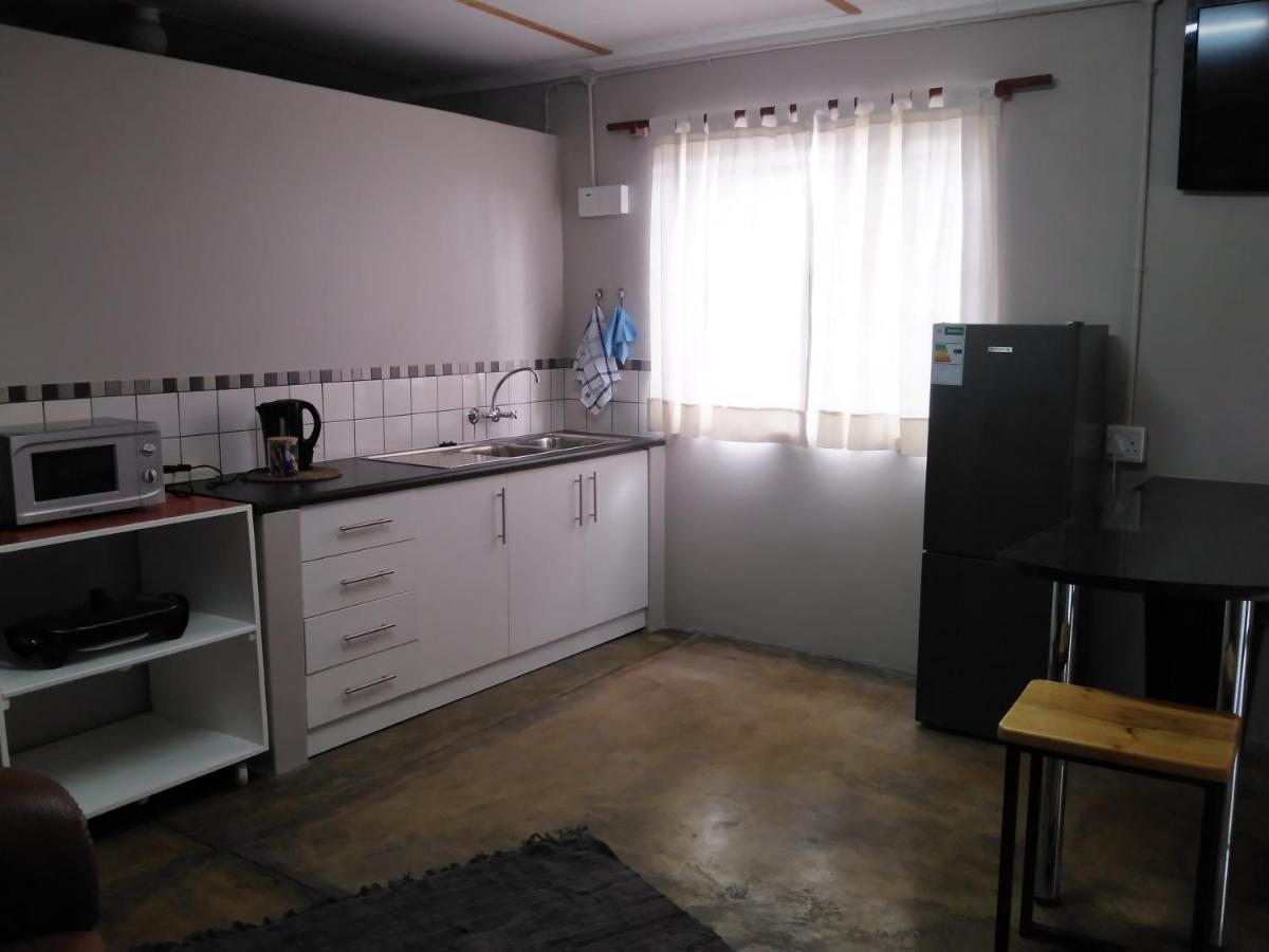 Die Windpomp Guesthouse Gobabis Eksteriør bilde