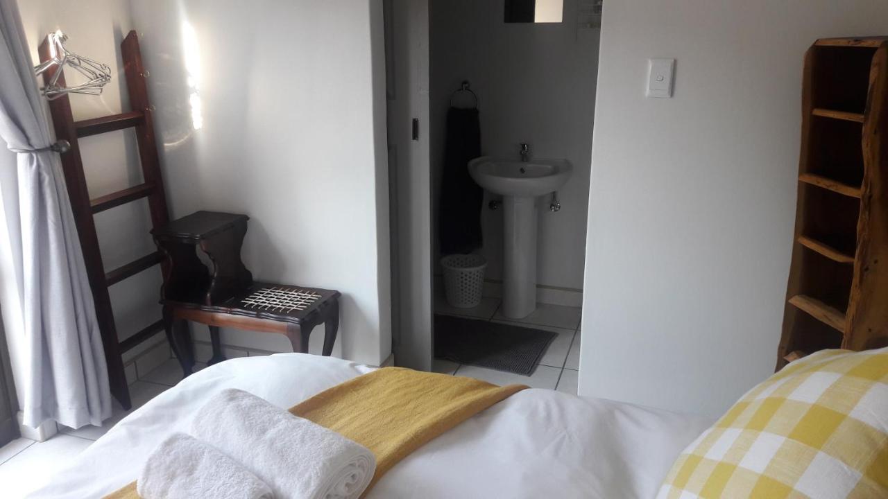 Die Windpomp Guesthouse Gobabis Eksteriør bilde