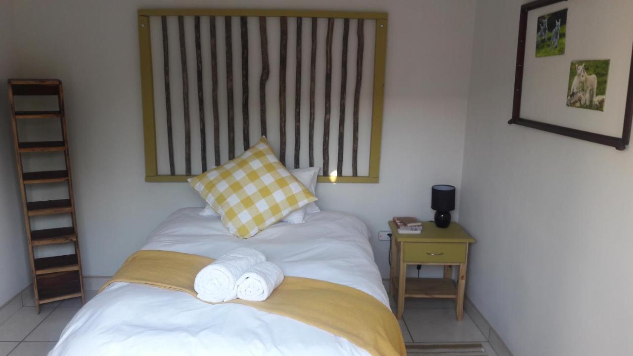 Die Windpomp Guesthouse Gobabis Eksteriør bilde