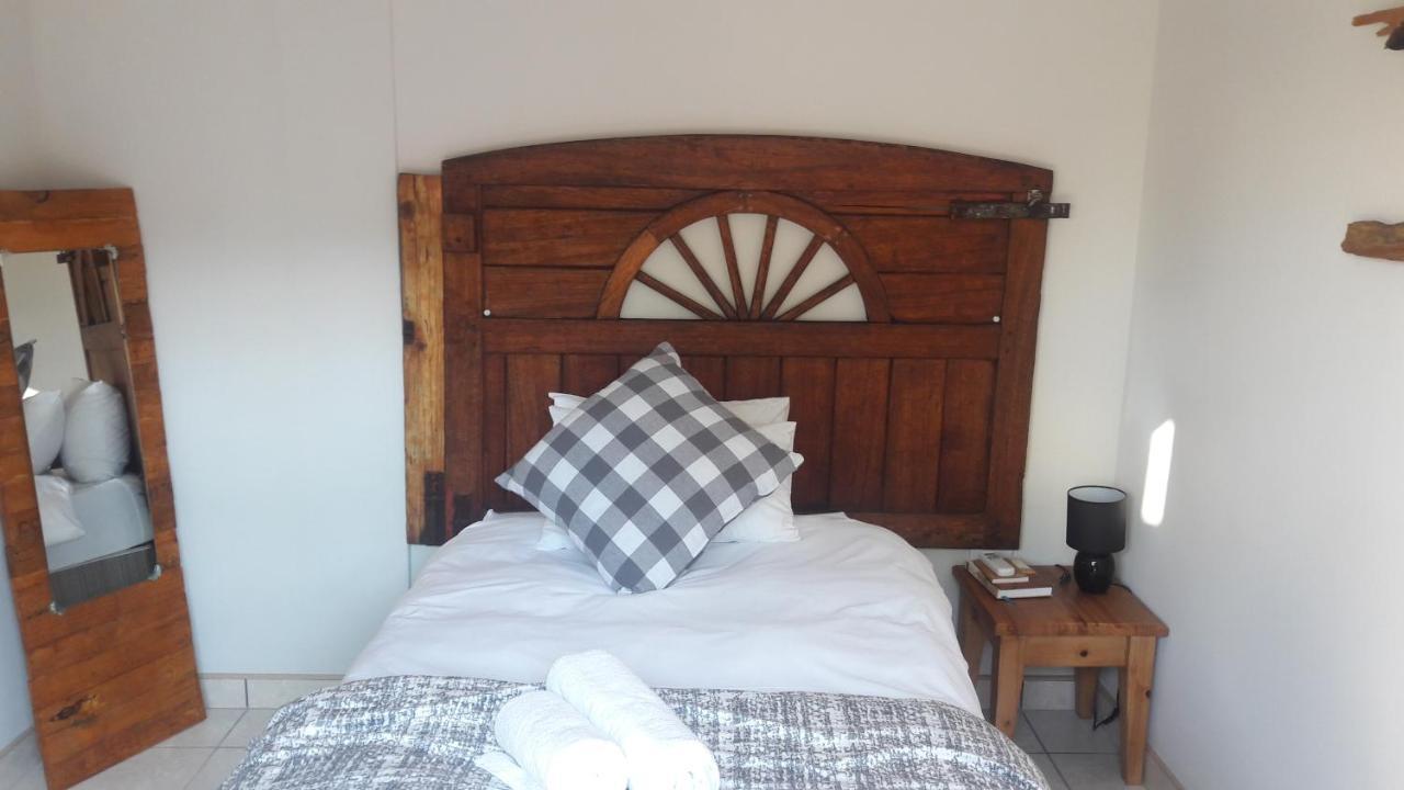 Die Windpomp Guesthouse Gobabis Eksteriør bilde
