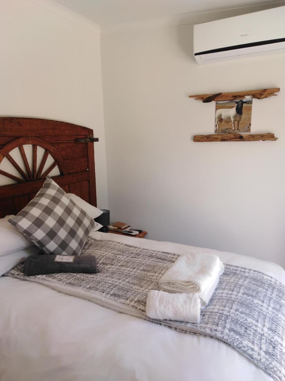 Die Windpomp Guesthouse Gobabis Eksteriør bilde