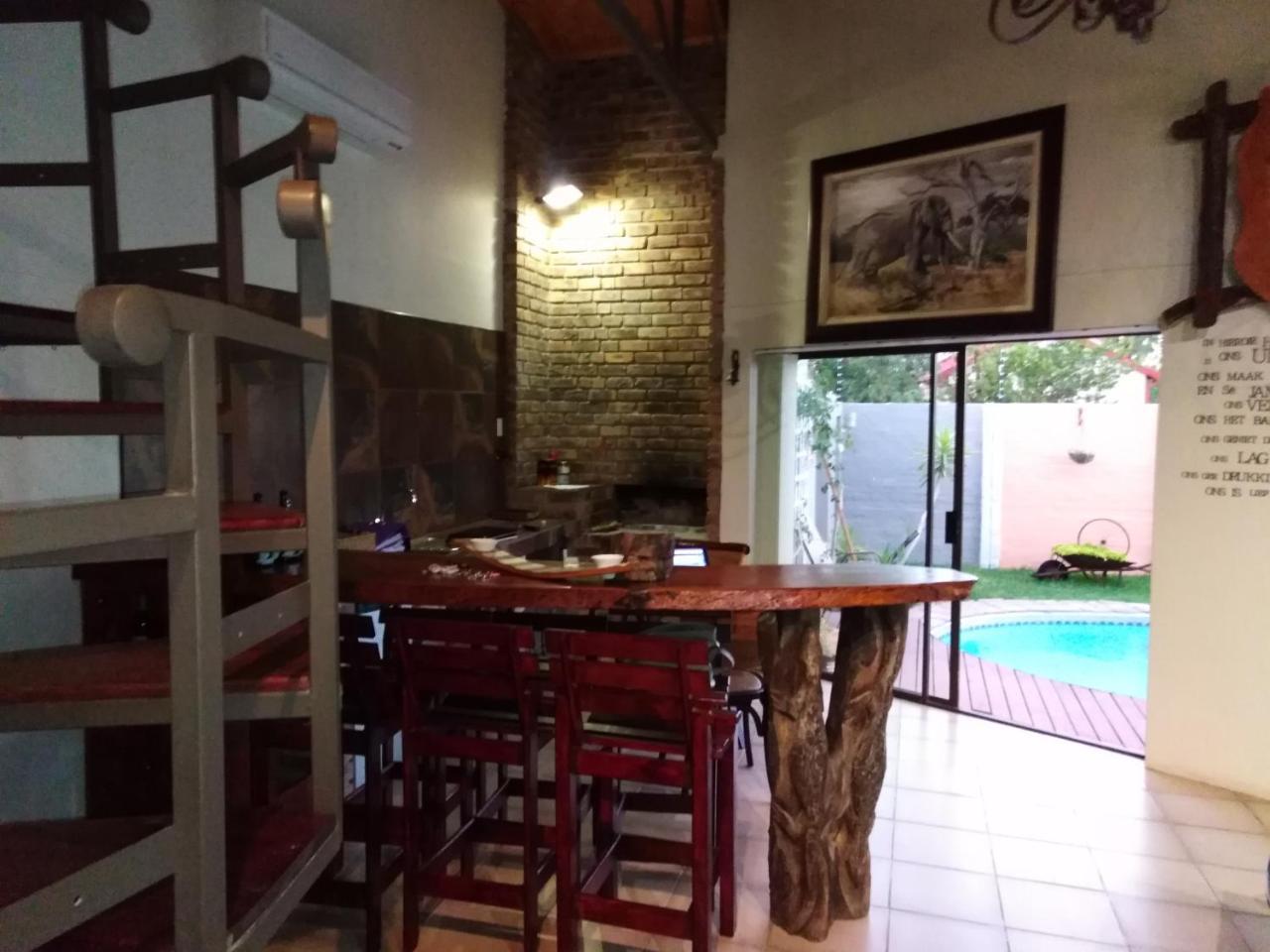 Die Windpomp Guesthouse Gobabis Eksteriør bilde