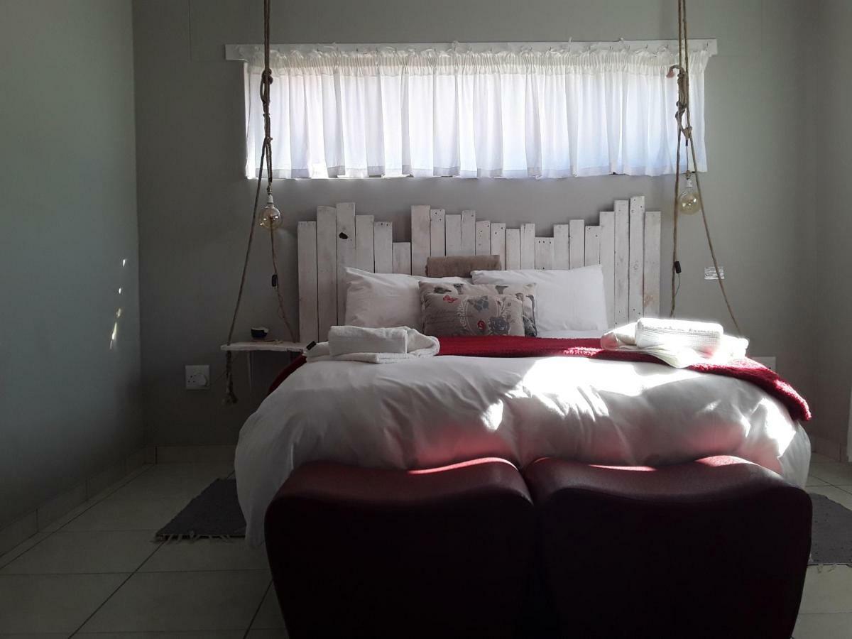 Die Windpomp Guesthouse Gobabis Eksteriør bilde